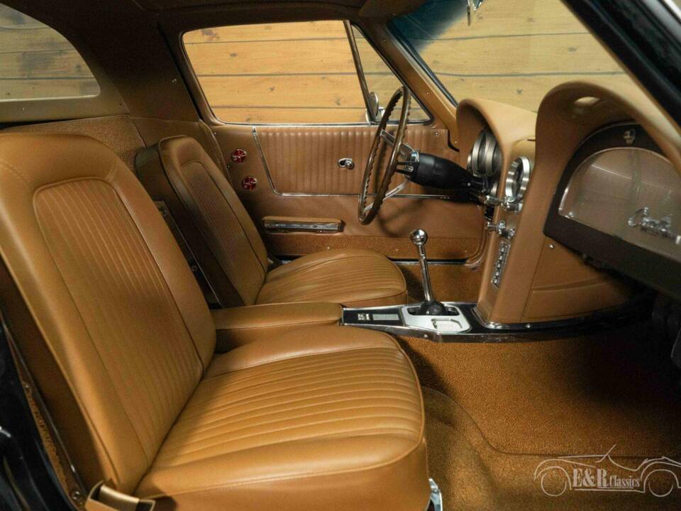 Image 2/19 of Chevrolet Corvette Sting Ray (1964)