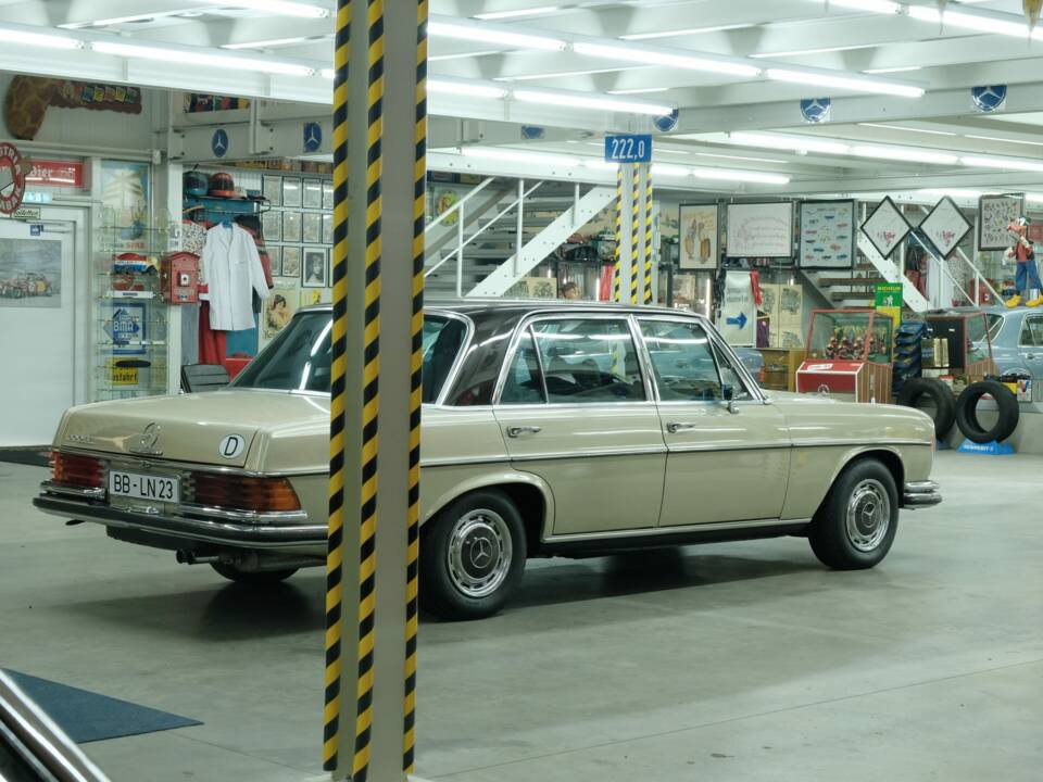 Bild 14/50 von Mercedes-Benz 300 SEL 6.3 (1968)
