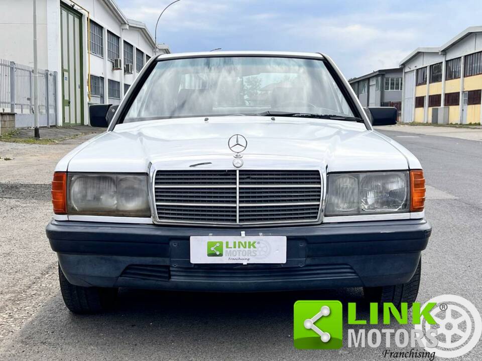 Bild 2/10 von Mercedes-Benz 190 (1987)