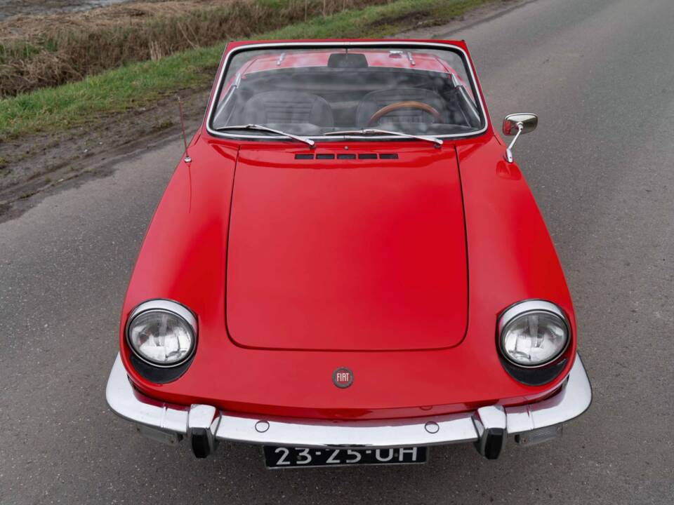 Image 3/8 of FIAT 850 Sport Spider (1972)
