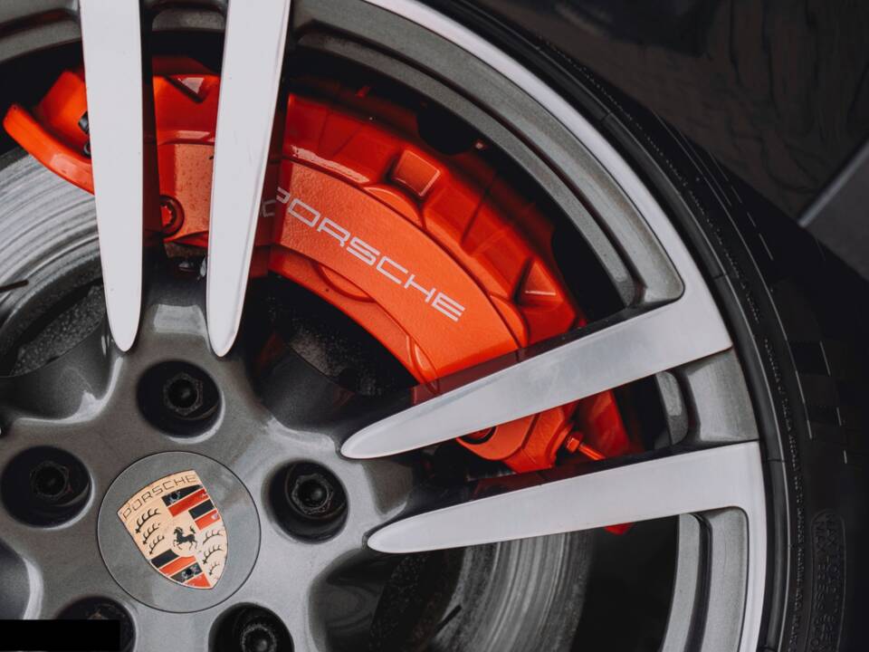 Immagine 17/19 di Porsche Panamera GTS (2014)