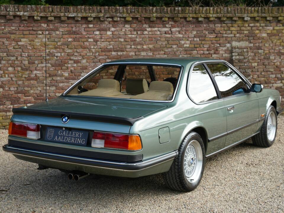 Bild 2/50 von BMW M 635 CSi (1986)