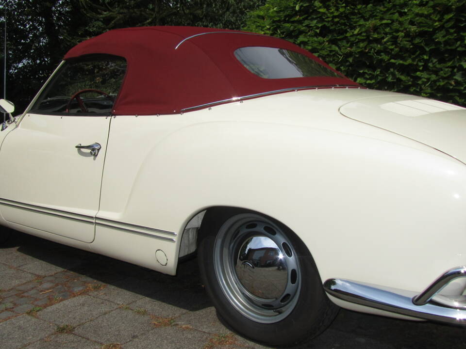 Image 2/45 of Volkswagen Karmann Ghia 1300 (1965)