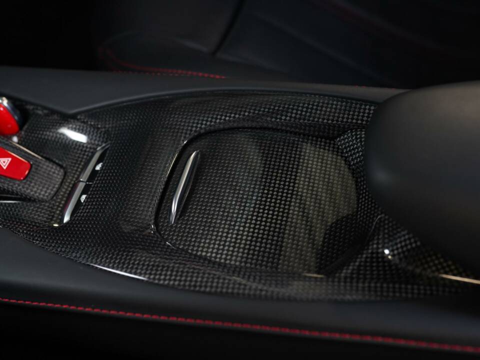 Imagen 26/50 de Ferrari Portofino M (2022)