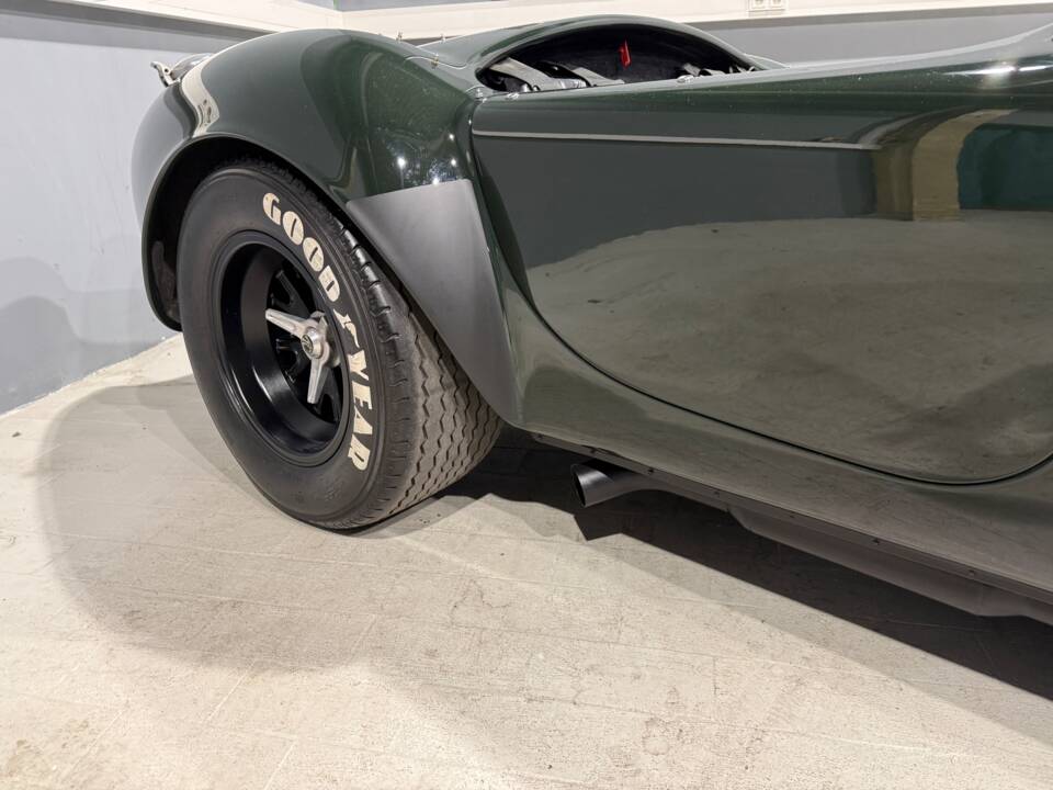 Bild 4/11 von Shelby Cobra 427 S/C (1965)