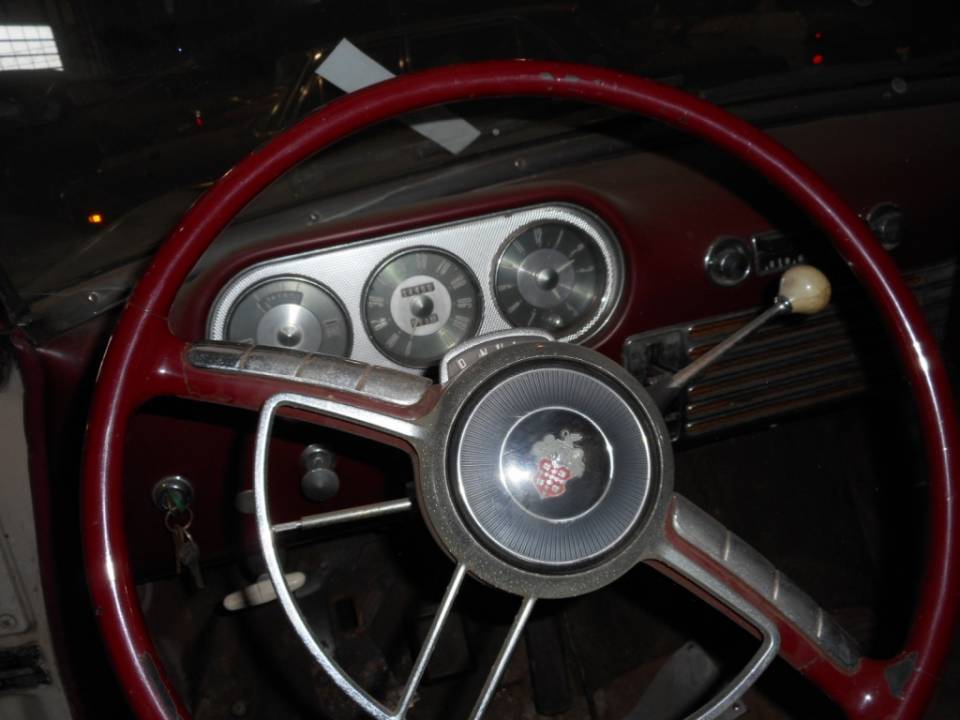 Image 10/34 de Packard 200 (1951)