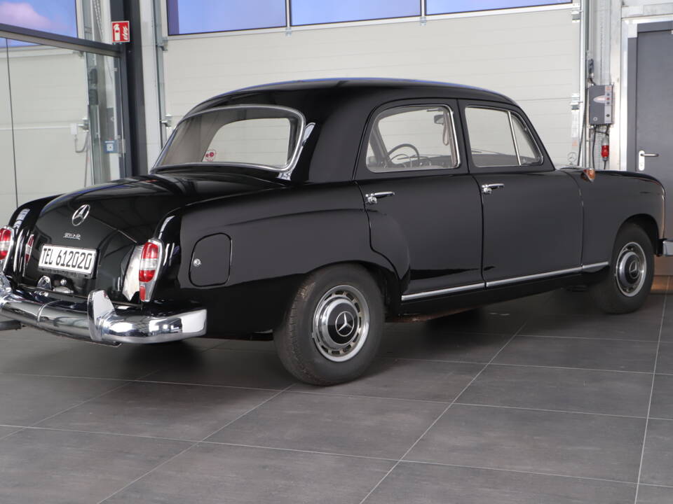 Bild 14/37 von Mercedes-Benz 180 Db (1961)