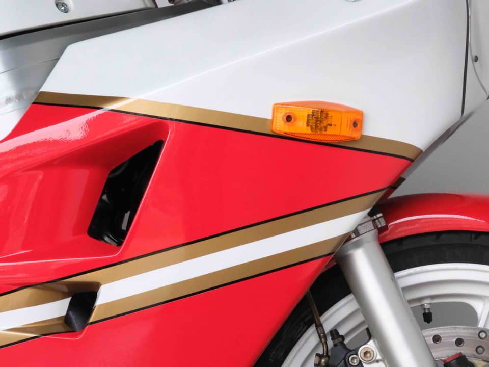 Image 14/95 of Bimota YB6 (1990)