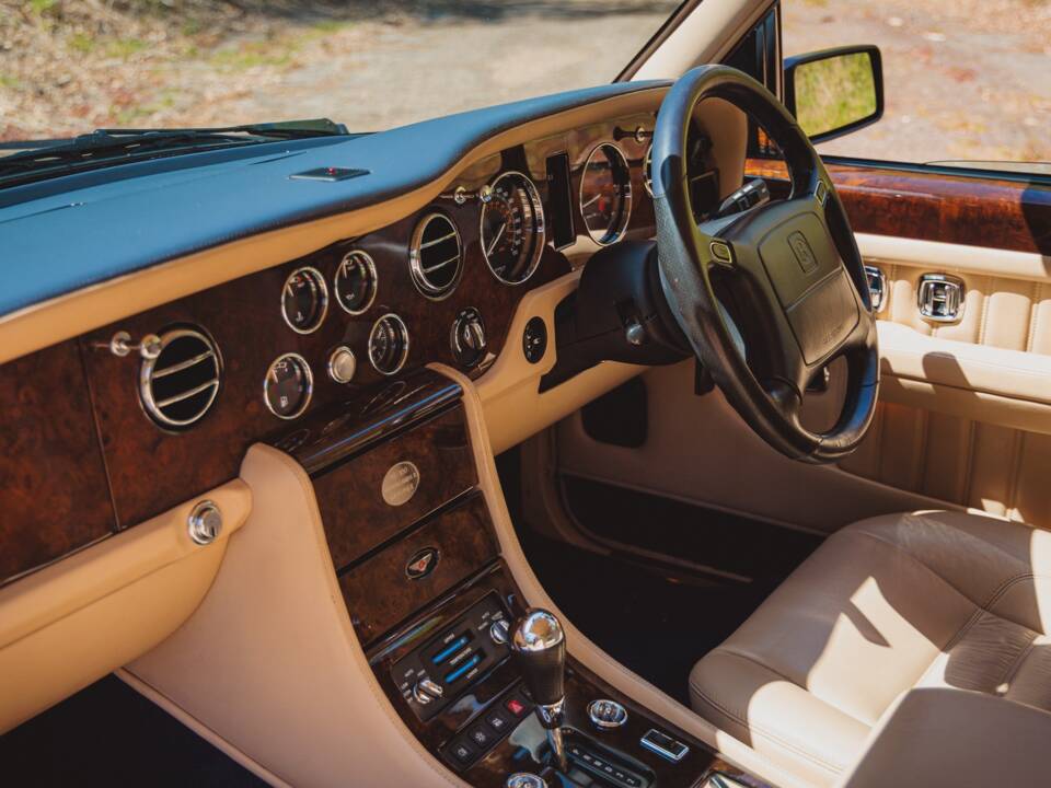 Bild 4/50 von Bentley Brooklands R Mulliner (1998)