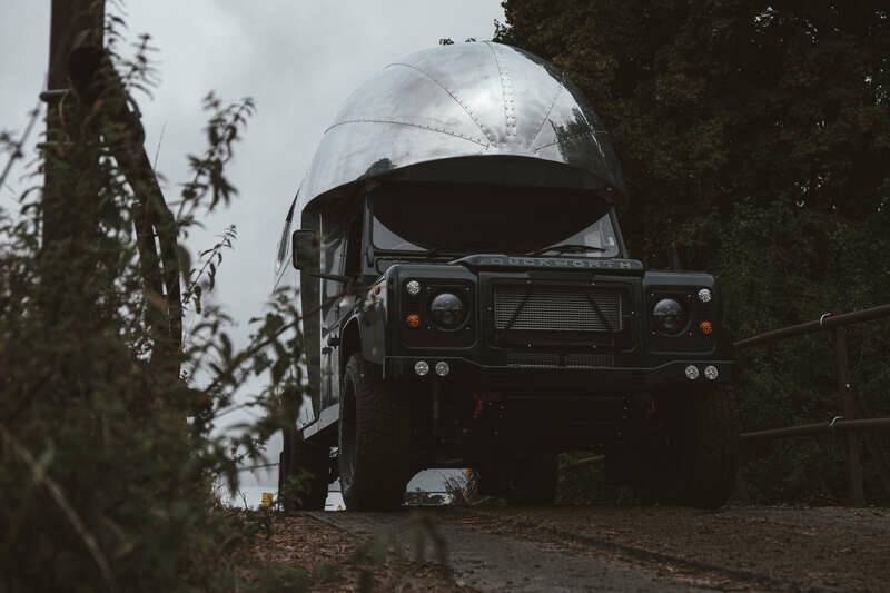 Bild 14/41 von Land Rover Defender 110 Td5 (2002)