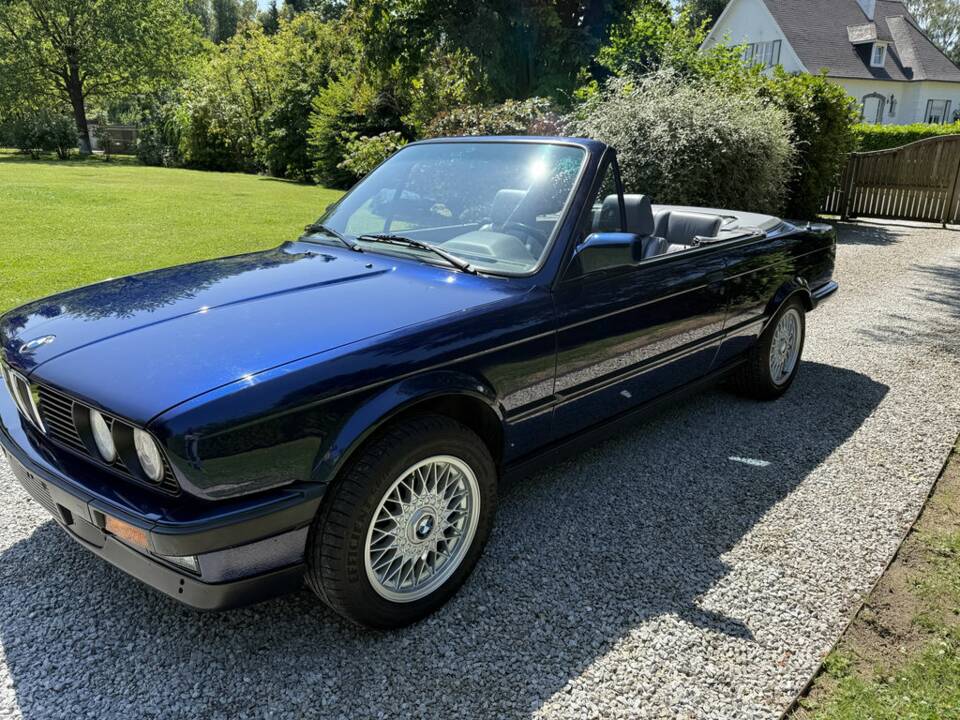 Bild 4/8 von BMW 320i (1991)