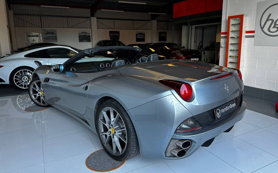 Imagen 10/50 de Ferrari California 30 (2014)