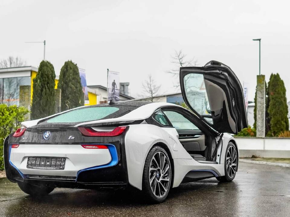 Image 4/12 of BMW i8 Coupé (2015)