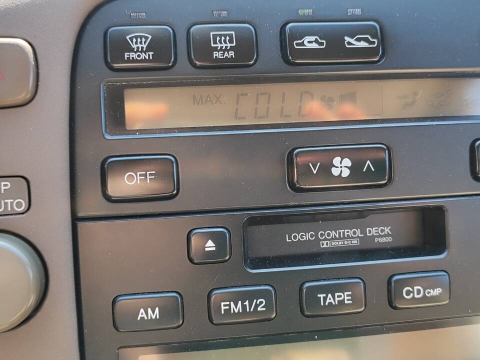 Image 26/36 of Lexus SC 400 (1991)