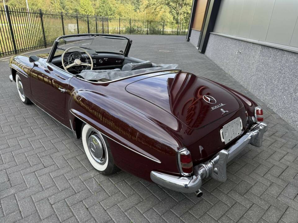 Image 9/50 de Mercedes-Benz 190 SL (1959)