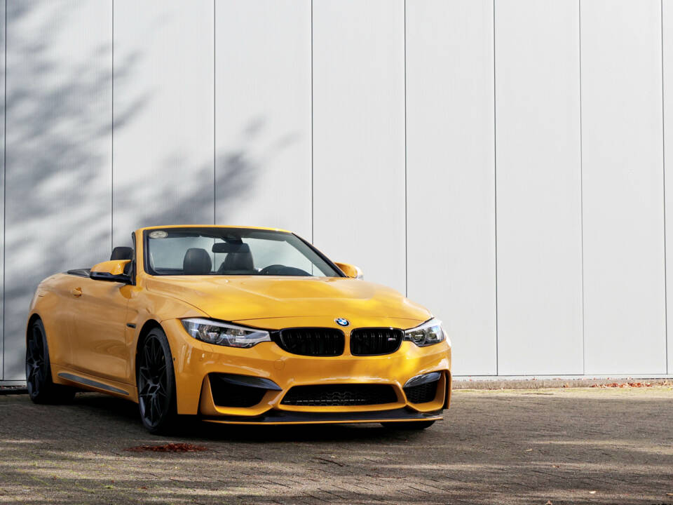 Image 17/58 of BMW M4 Competition (2018)