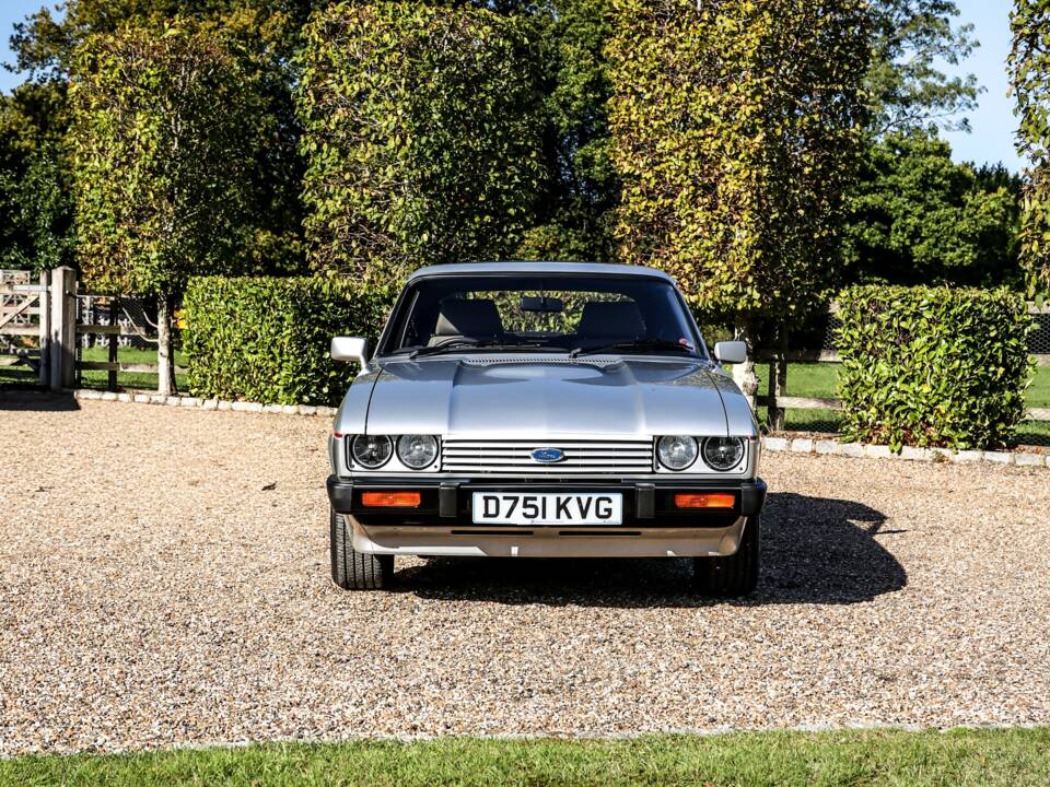 Image 19/50 of Ford Capri 2,8i (1987)
