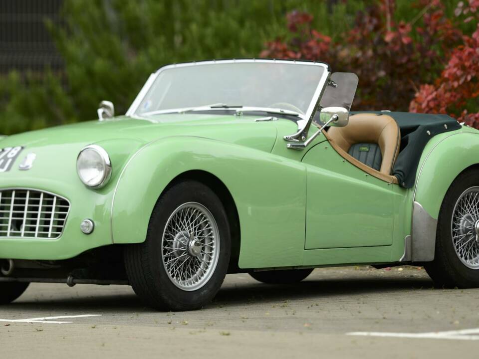 Afbeelding 7/50 van Triumph TR 3 (1957)