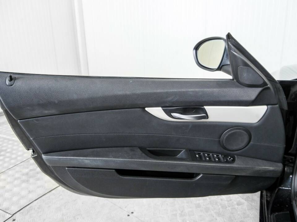 Image 37/50 of BMW Z4 sDrive23i (2011)