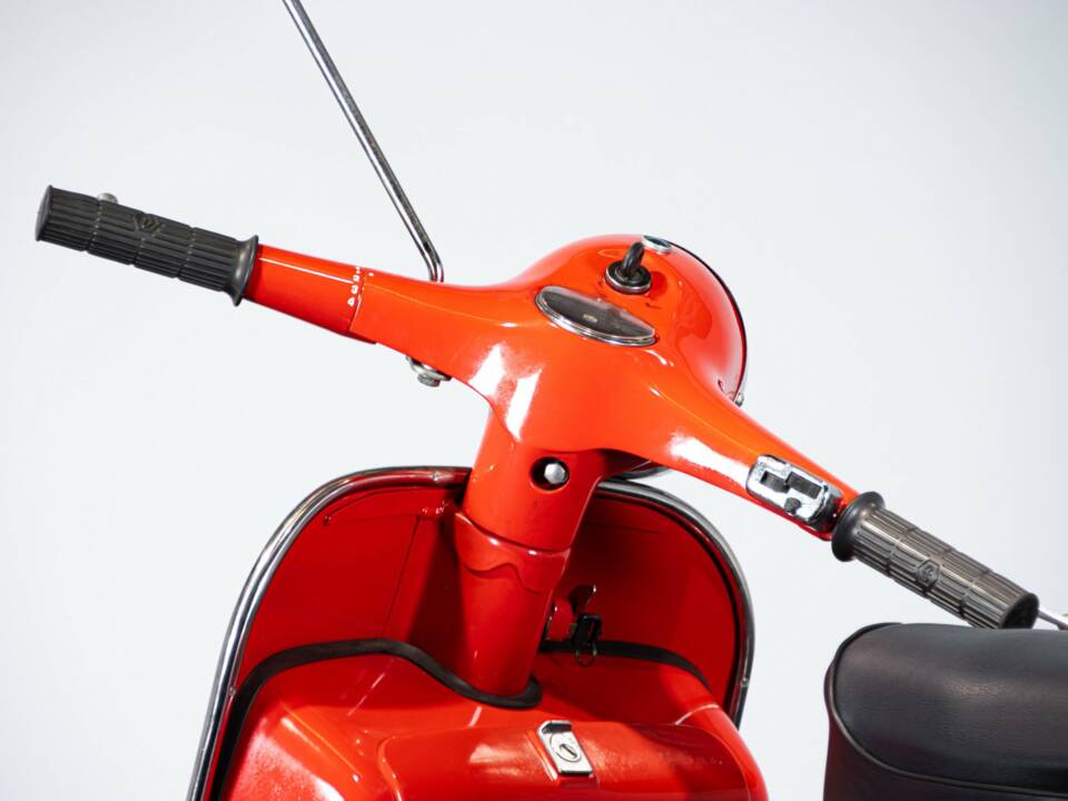 Image 21/50 of Piaggio DUMMY (1975)