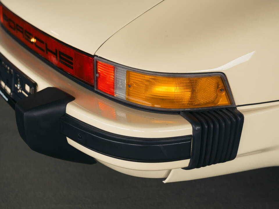 Bild 22/107 von Porsche 911 SC 3.0 (1978)