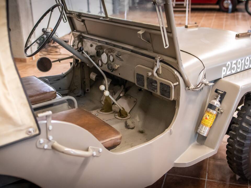 Image 9/17 de Jeep CJ-2A (1948)