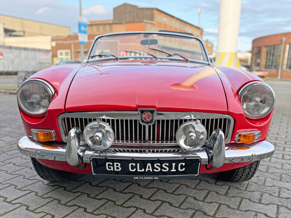 Bild 12/64 von MG MGB (1970)