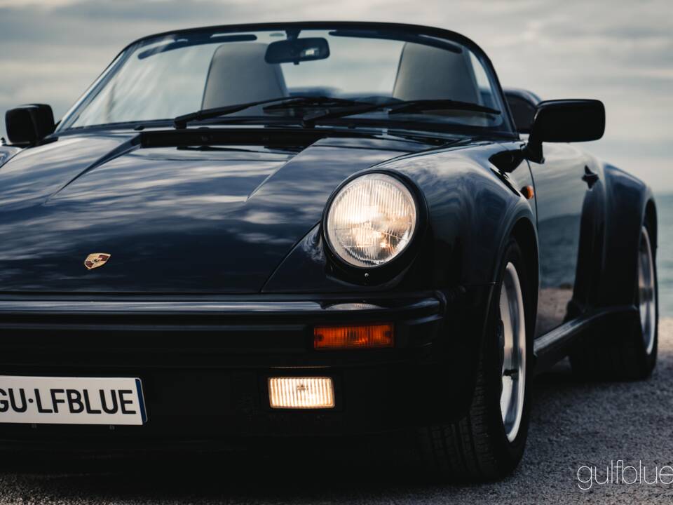 Image 22/85 of Porsche 911 Speedster 3.2 (1989)