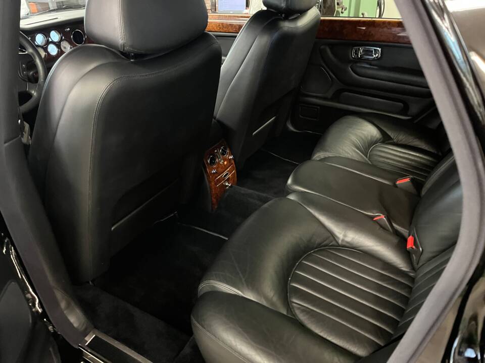 Image 6/7 of Bentley Arnage Red Label (2001)