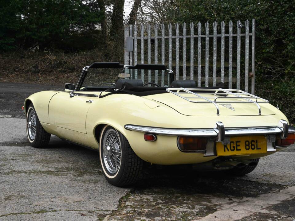 Bild 29/50 von Jaguar E-Type V12 (1973)