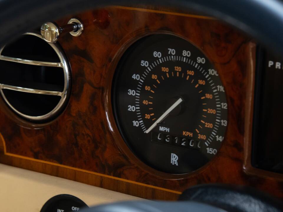 Imagen 13/22 de Rolls-Royce Silver Spirit II (1990)