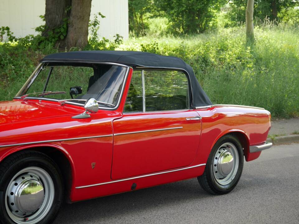 Image 5/29 of Innocenti Spider S (1966)