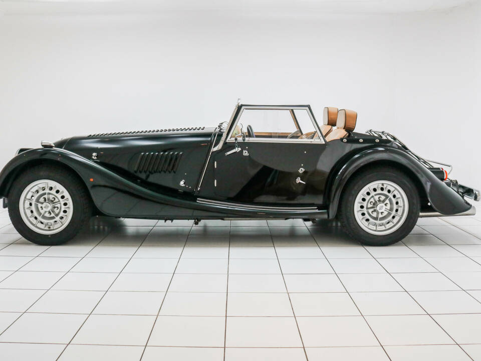 Image 2/18 of Morgan Plus 8 (2003)