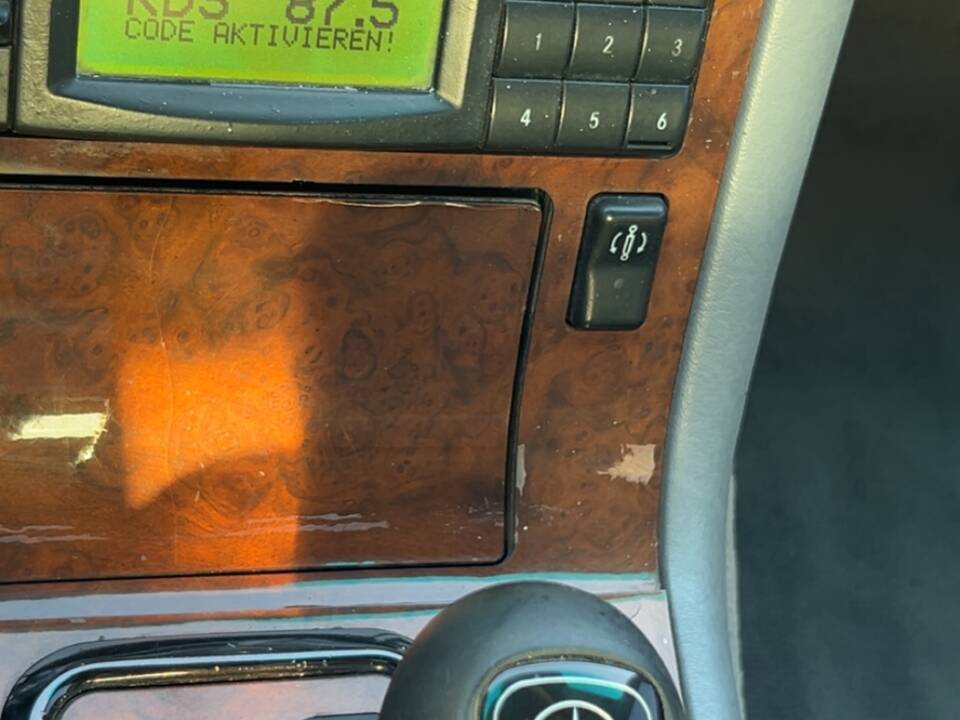 Image 15/80 de Mercedes-Benz 600 SEL (1993)