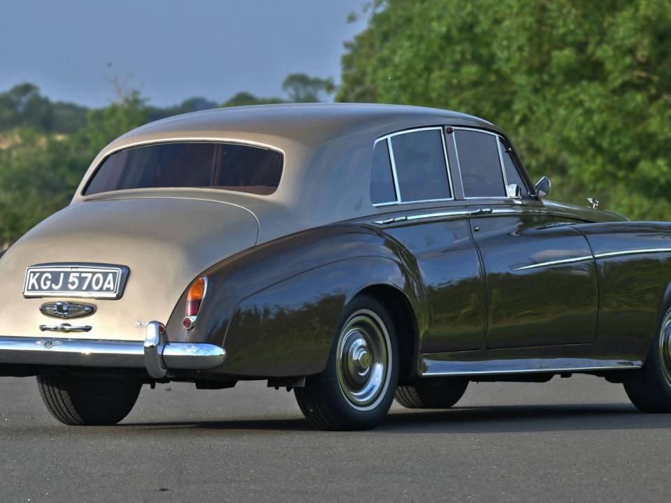 Immagine 4/50 di Bentley S 3 (1963)