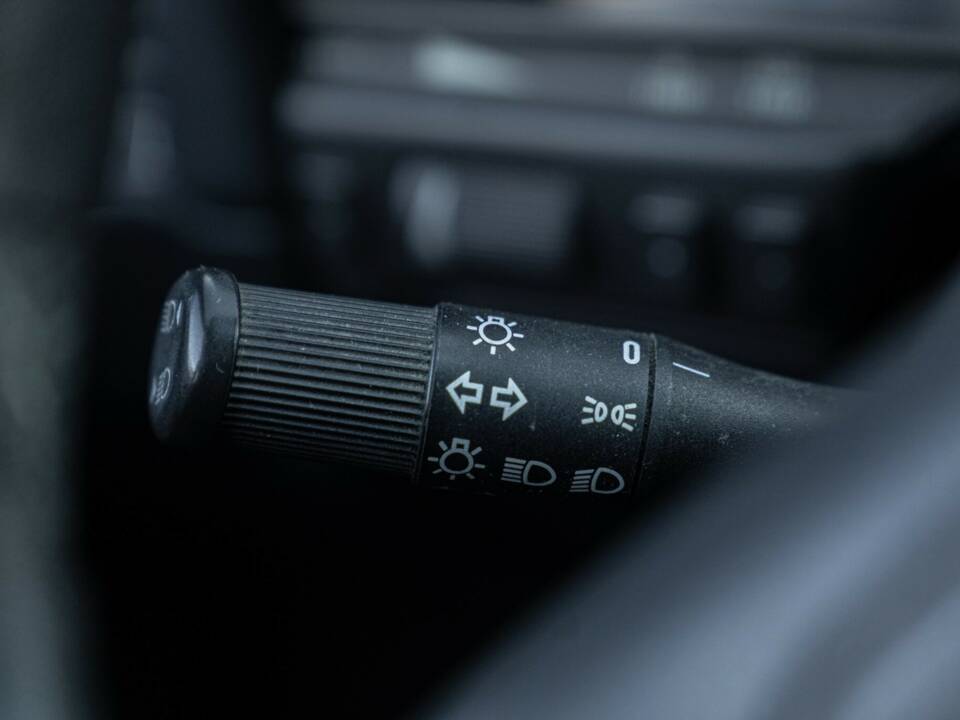 Image 40/50 of Alfa Romeo 164 2.0 Super (1995)