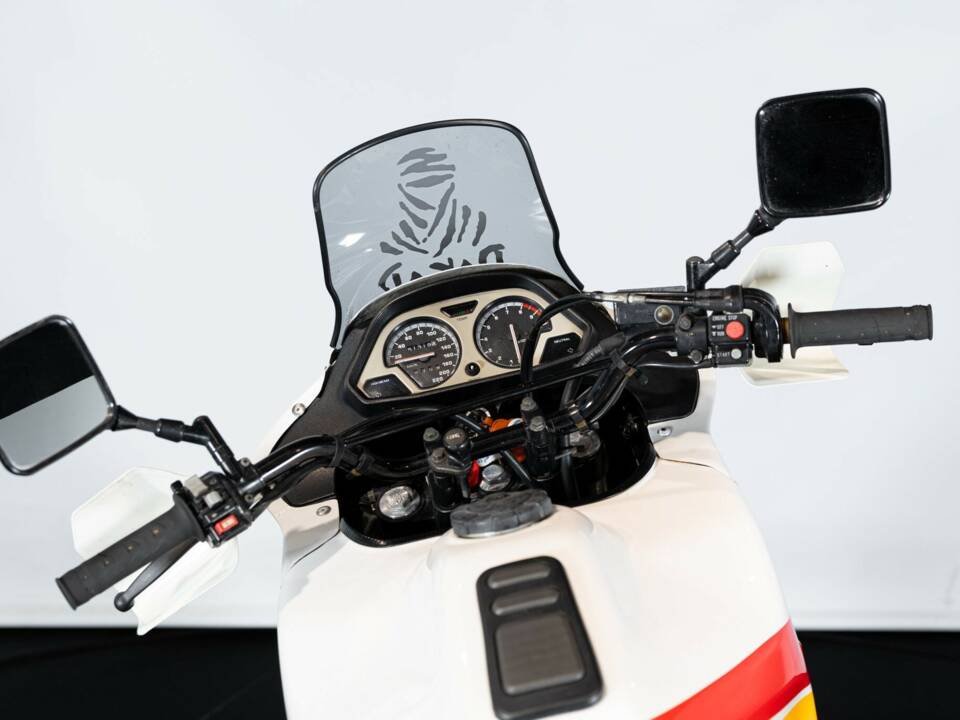 Bild 30/35 von Yamaha XTZ 750 Super Ténéré (1989)