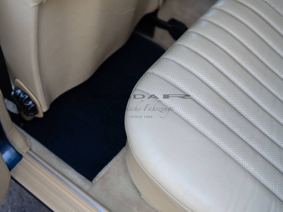 Bild 7/36 von Mercedes-Benz 280 TE (1981)