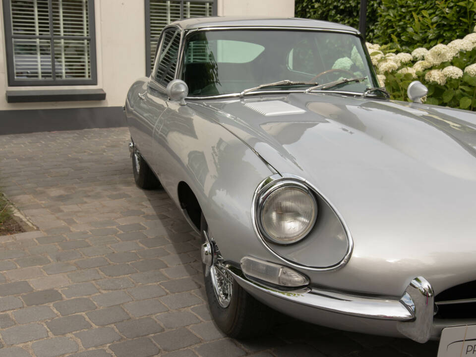 Bild 5/57 von Jaguar E-Type (2+2) (1968)