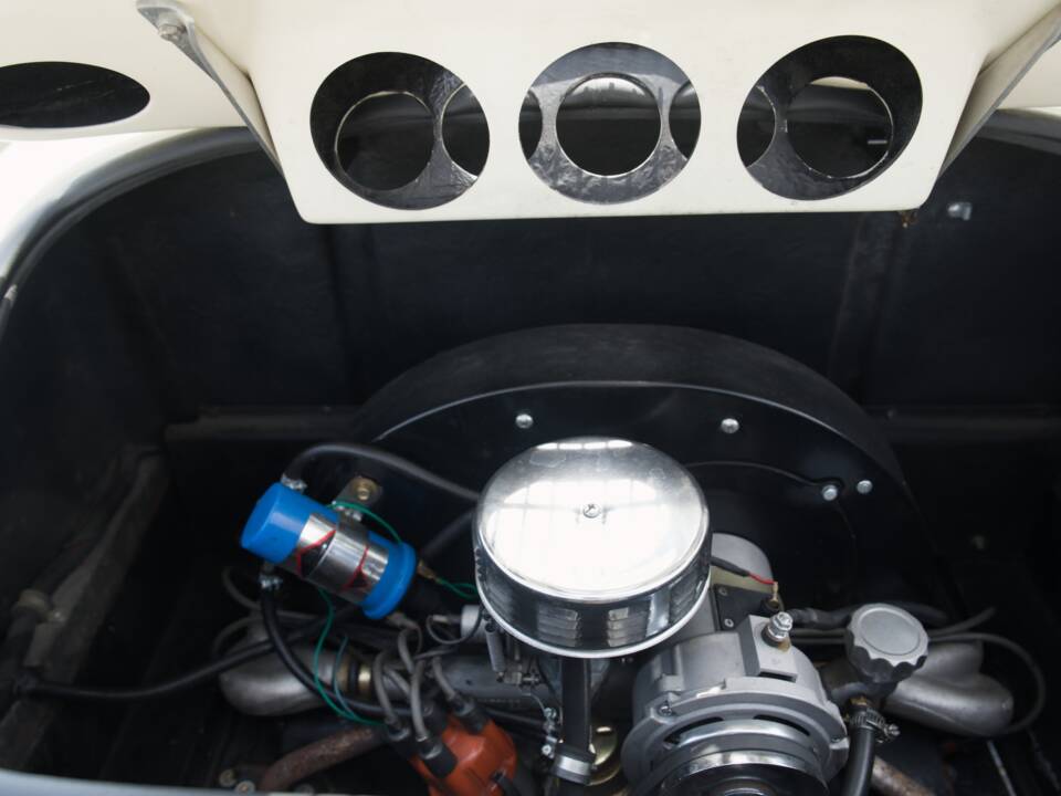 Immagine 39/49 di RCH Replicar Hellas 356 Speedster Sport (1973)