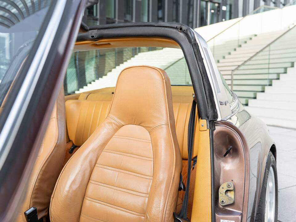 Bild 27/52 von Porsche 911 2.7 (1976)