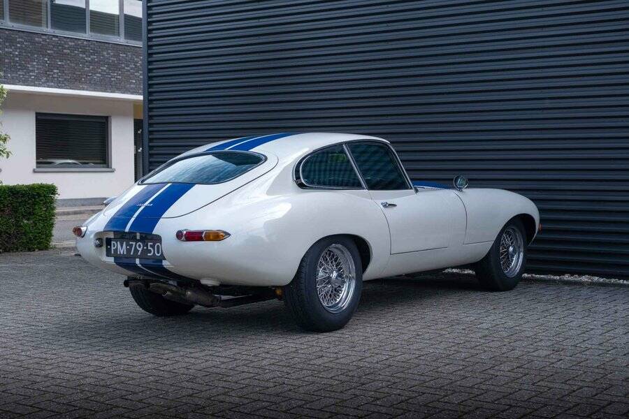 Image 12/23 de Jaguar Type E 3.8 (1963)