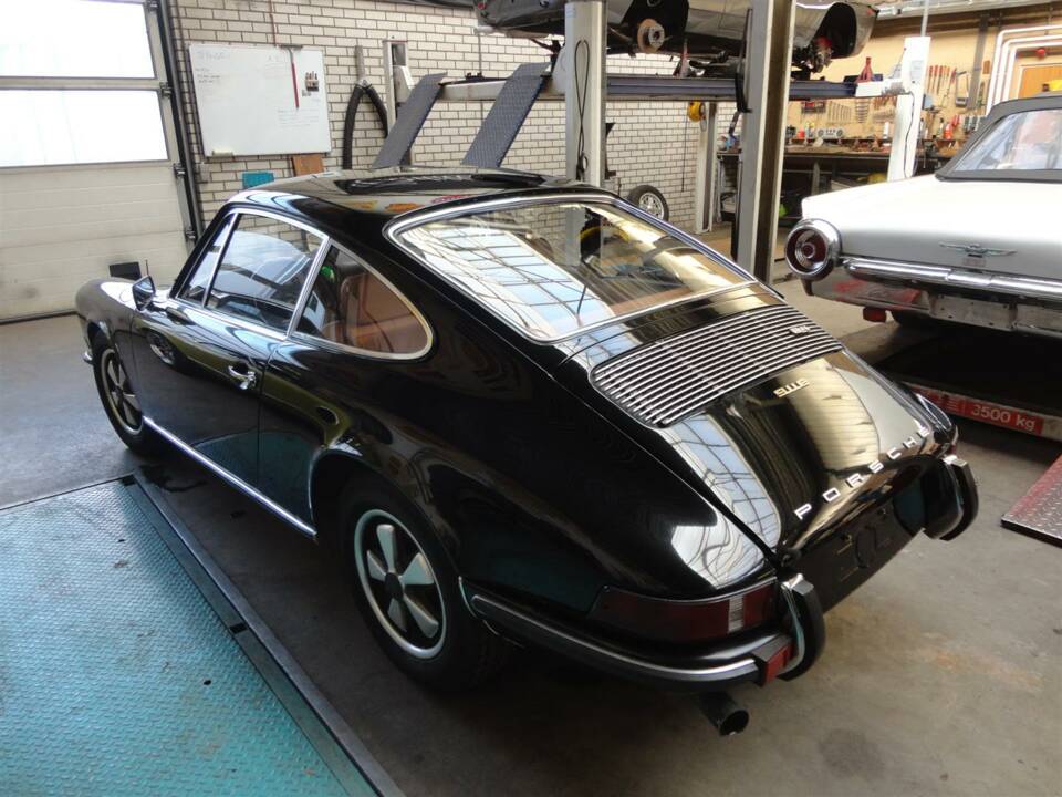 Bild 44/48 von Porsche 911 2.0 E (1969)