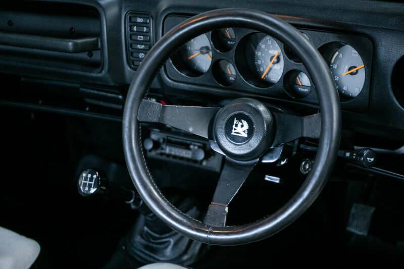 Image 16/49 of Vauxhall Firenza HP (1975)