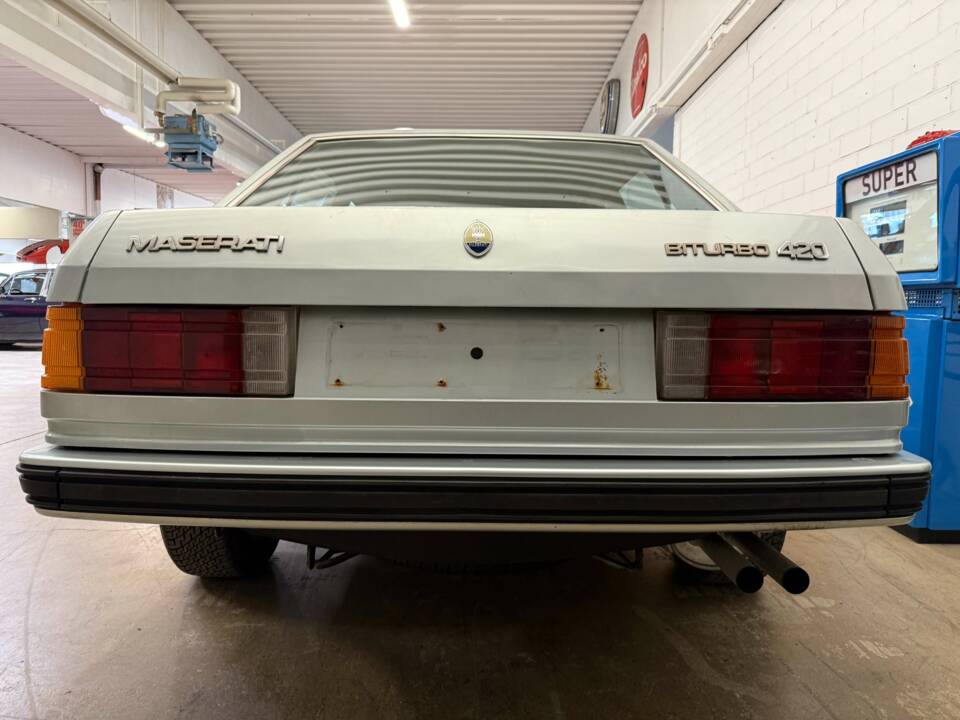 Image 15/17 of Maserati 420 i (1985)
