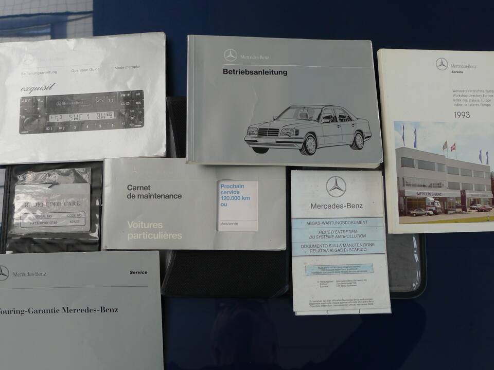 Afbeelding 19/40 van Mercedes-Benz E 420 (1993)