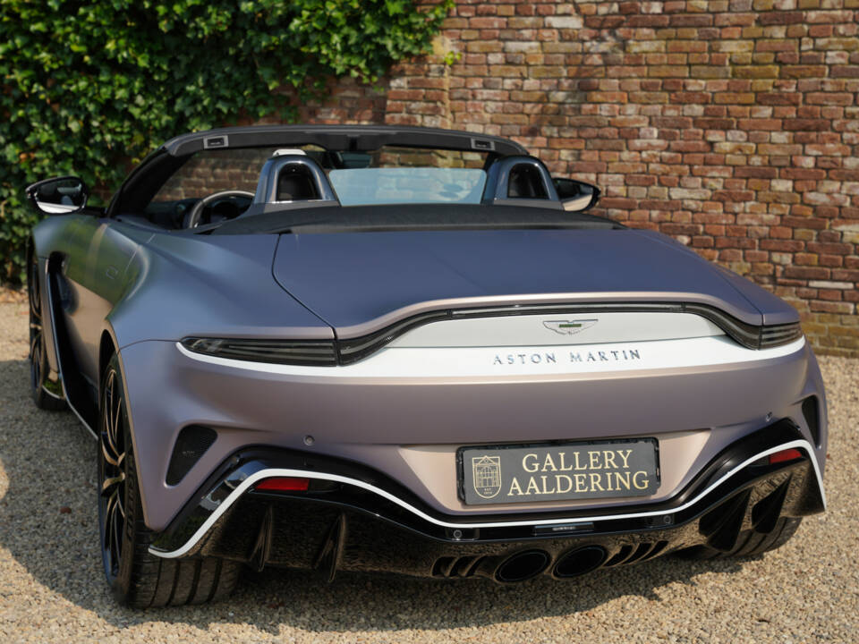 Image 41/50 of Aston Martin V8 Vantage Roadster (2023)