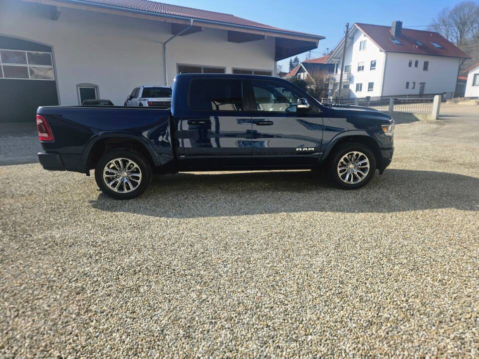 Image 53/69 of Dodge Ram 1500 (2022)