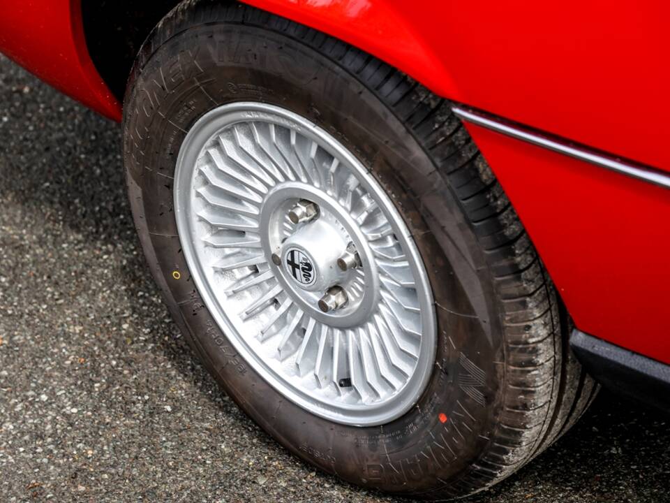 Imagen 6/15 de Alfa Romeo Montreal (1974)