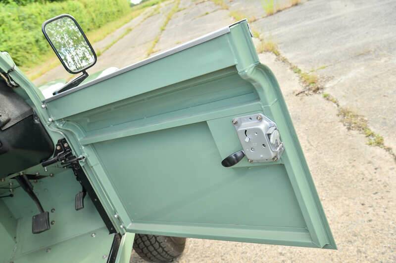 Imagen 25/36 de Land Rover 90 (1990)
